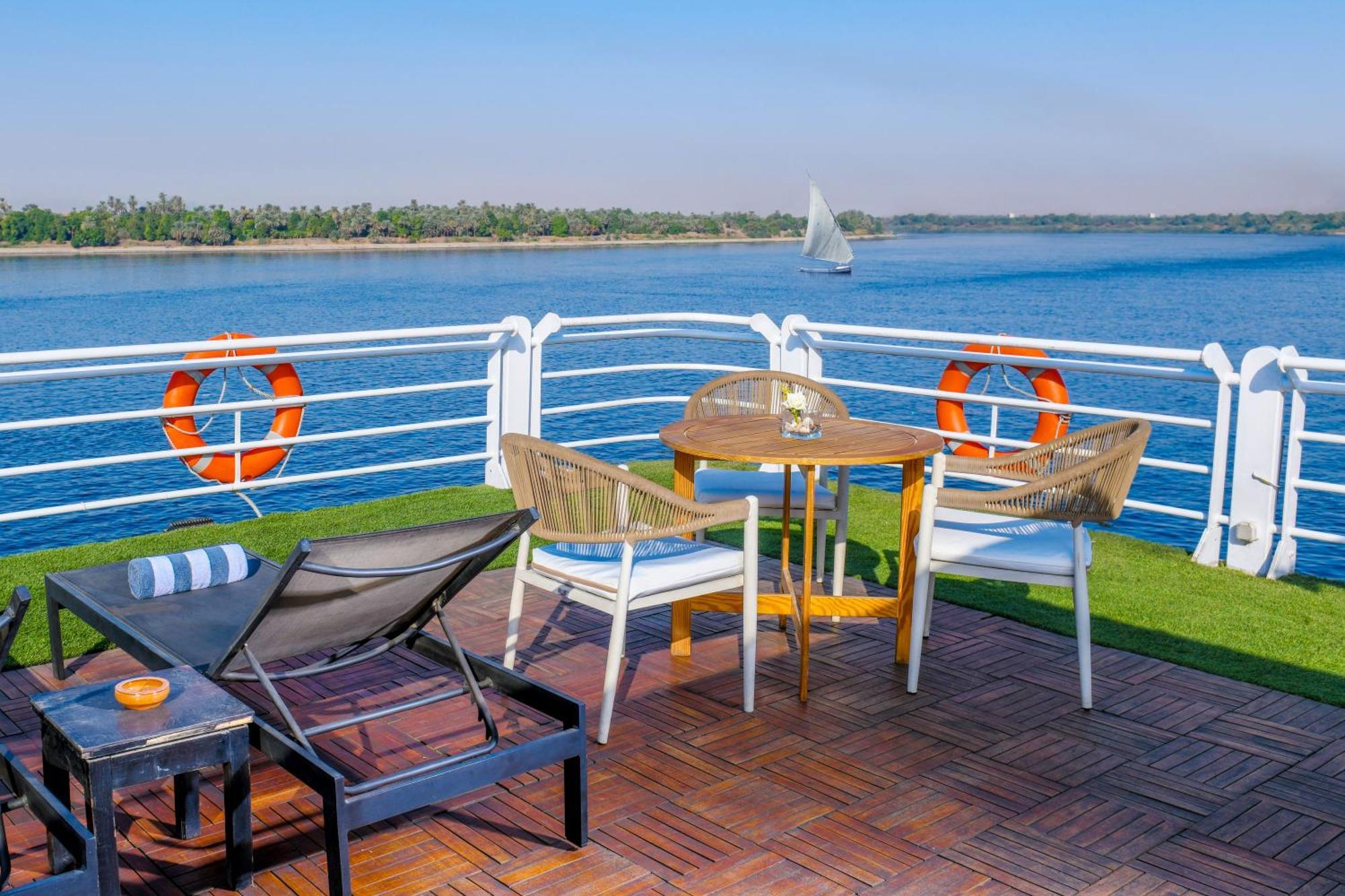 Moevenpick Ms Sunray Hotel Luxor Exterior photo