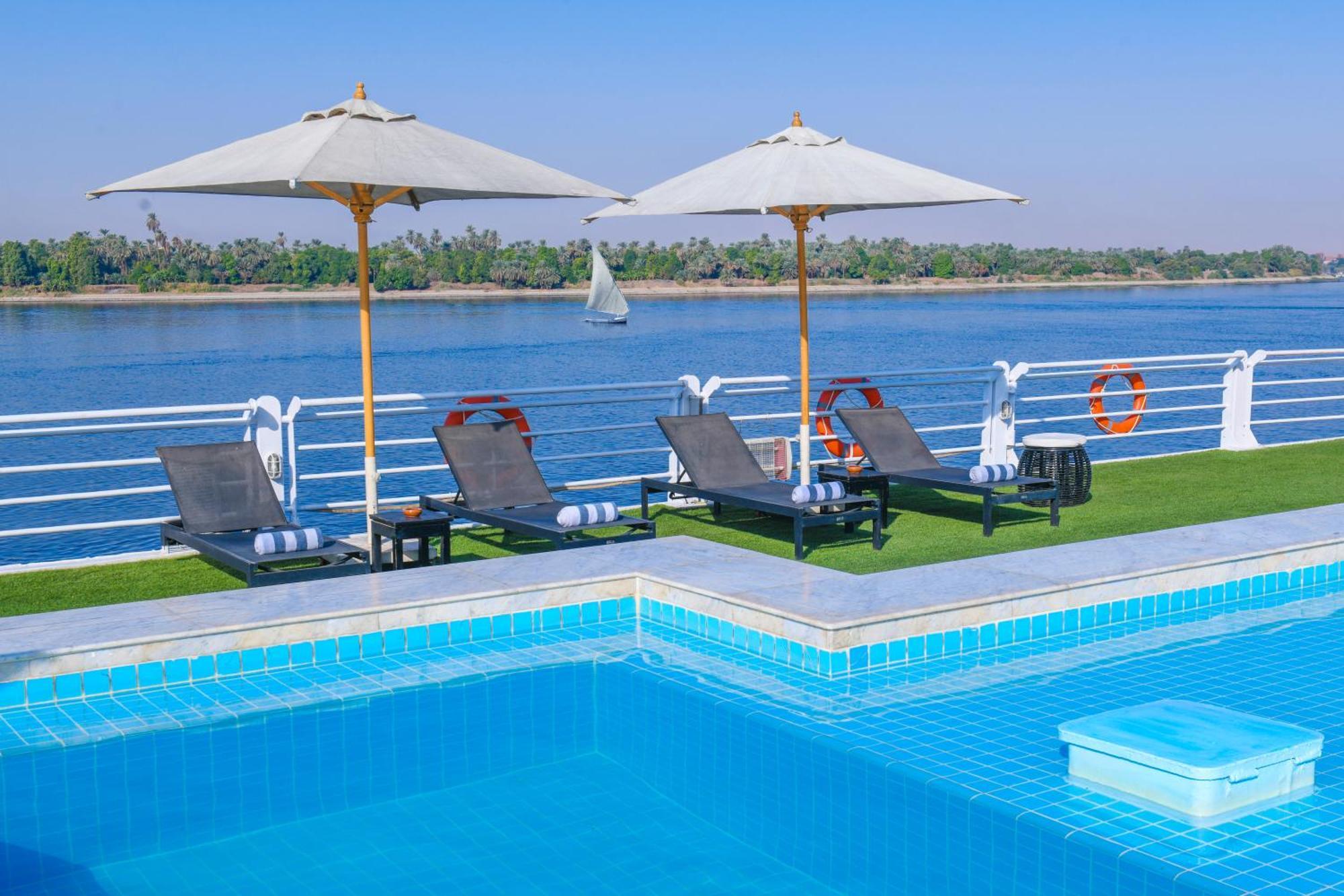 Moevenpick Ms Sunray Hotel Luxor Exterior photo