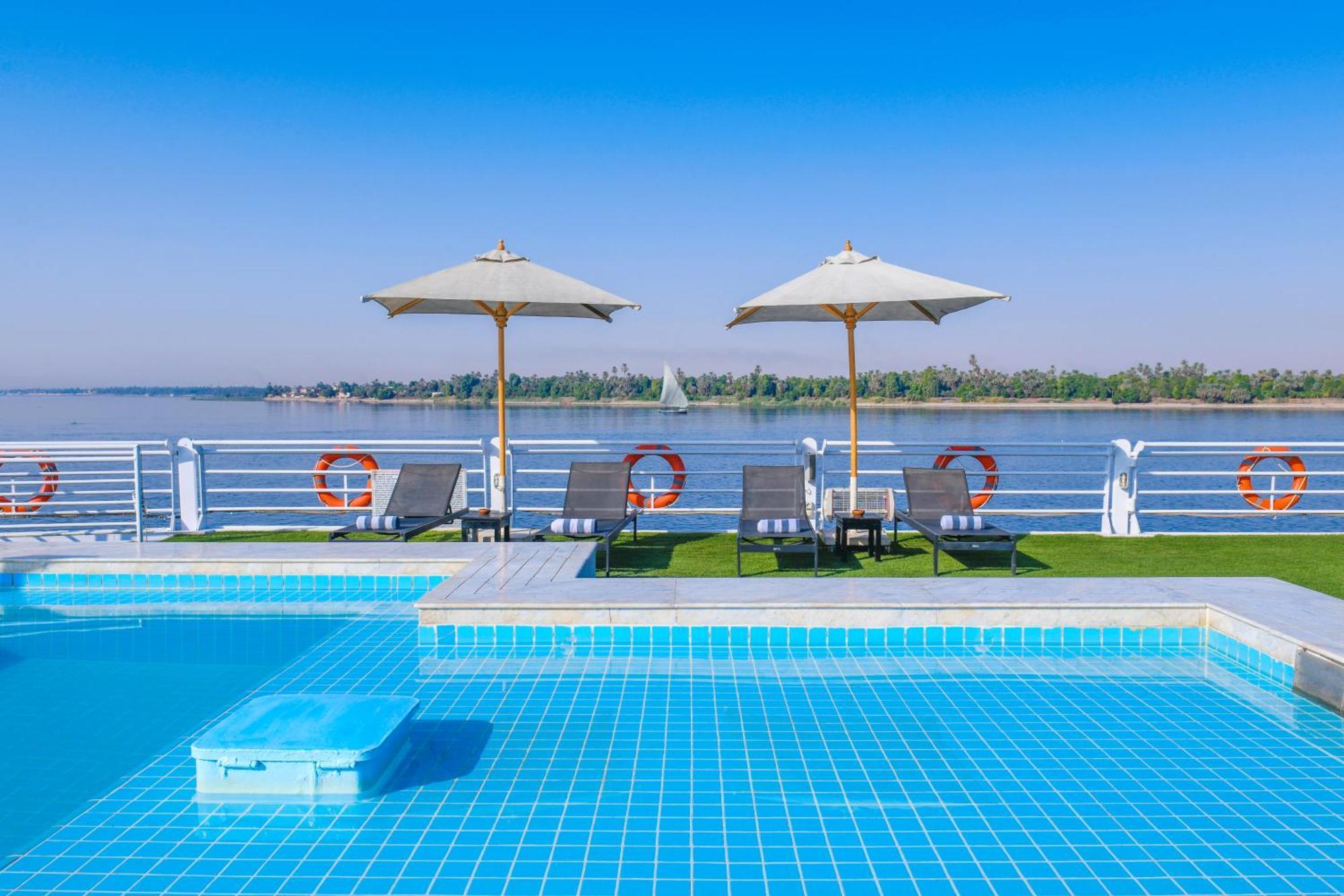 Moevenpick Ms Sunray Hotel Luxor Exterior photo